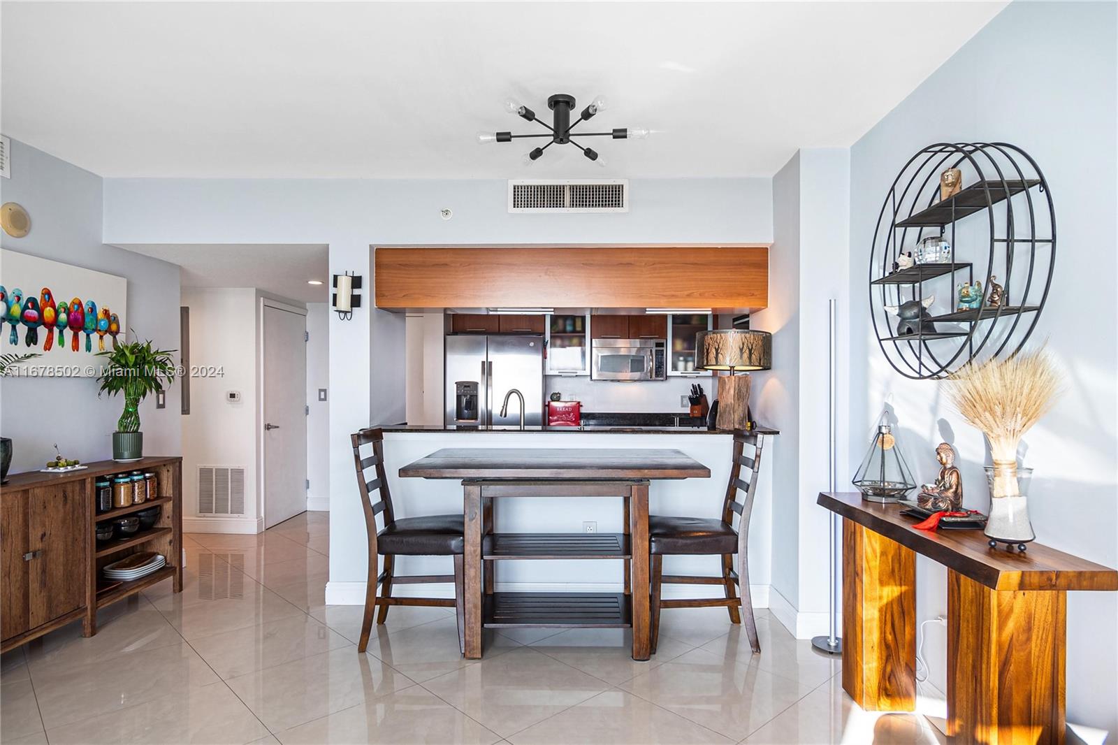 1800 N Bayshore Dr # 4108
