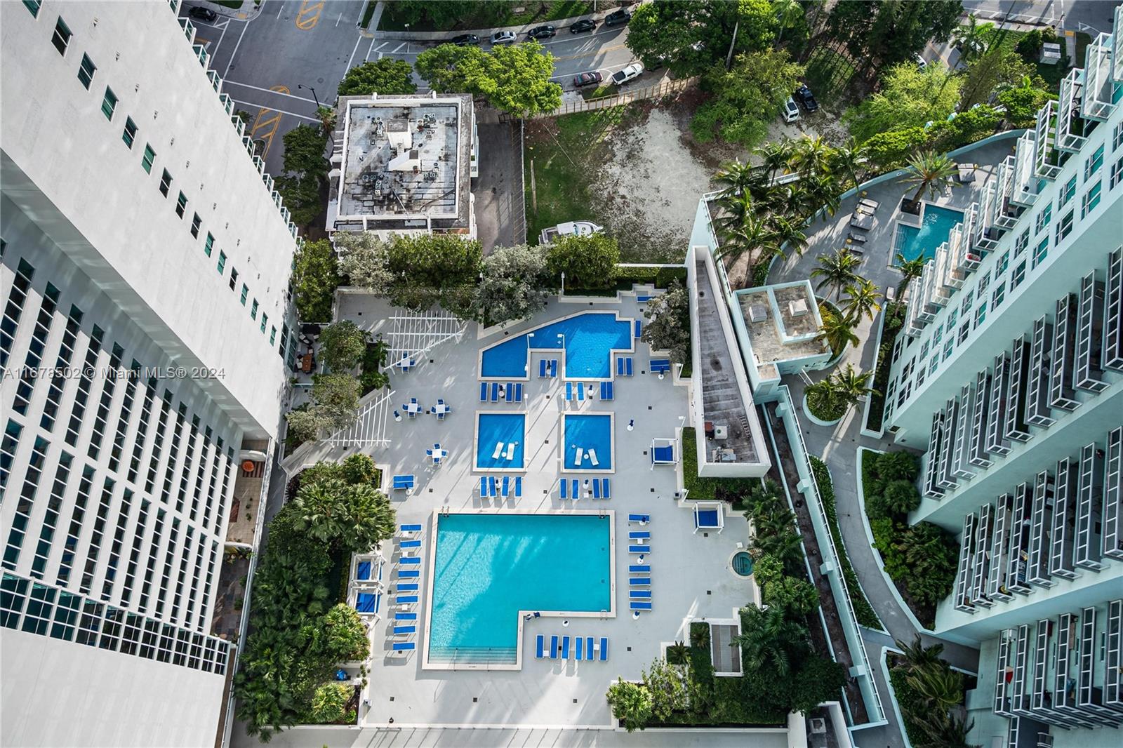 1800 N Bayshore Dr # 4108