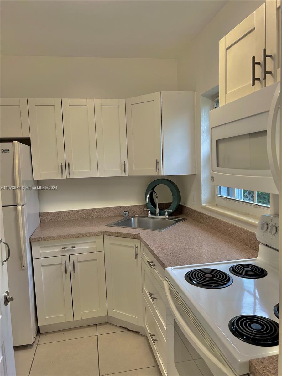 6110 Coral Way