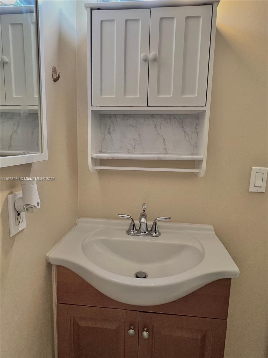 6110 Coral Way