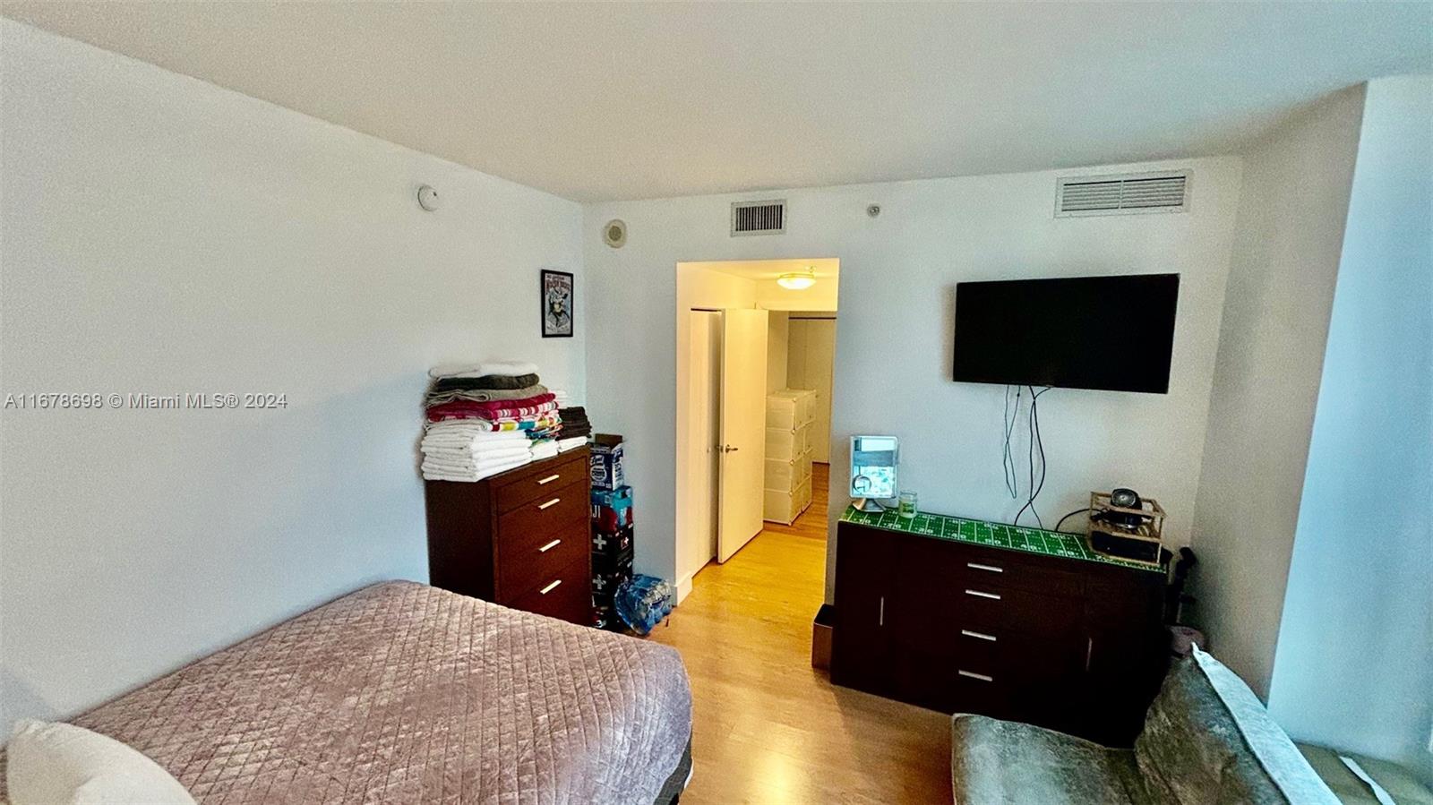 90 SW 3rd St # 2113