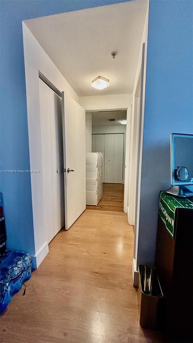 90 SW 3rd St # 2113
