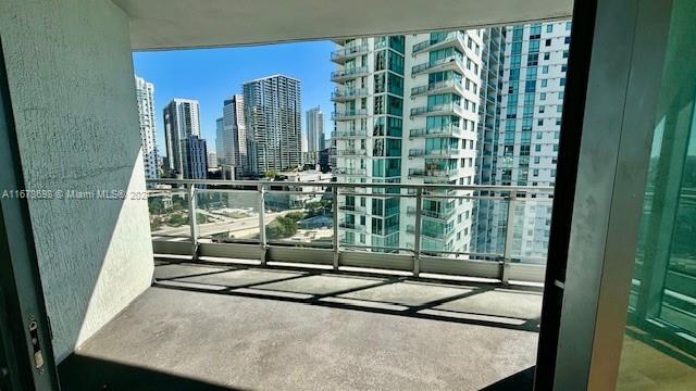 90 SW 3rd St # 2113
