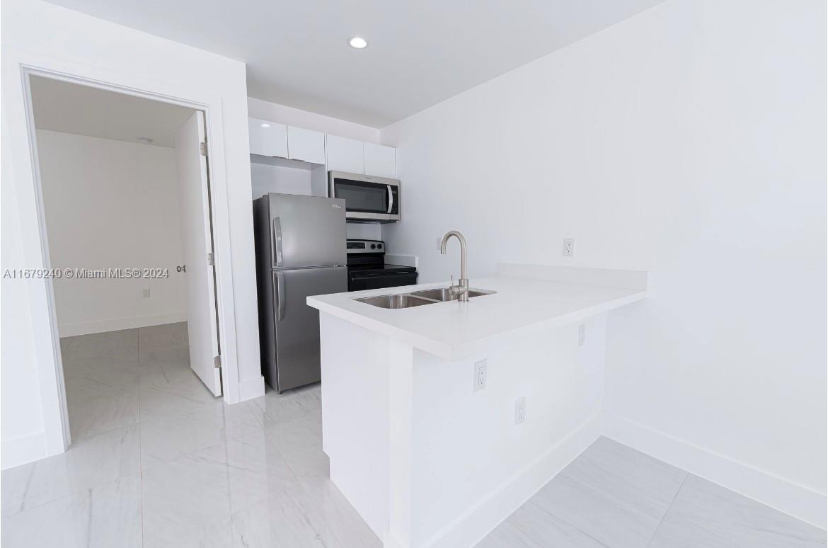 516 NW 47th Ter