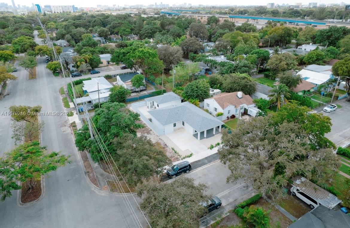 516 NW 47th Ter