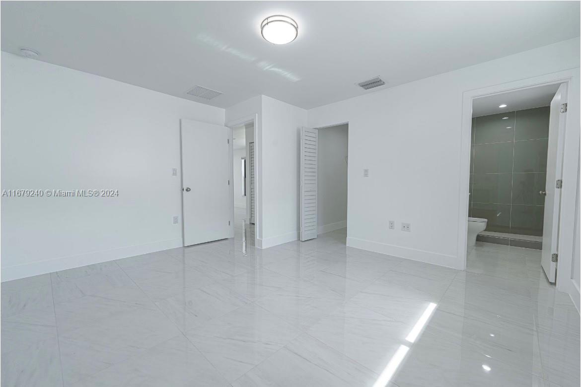 516 NW 47th Ter