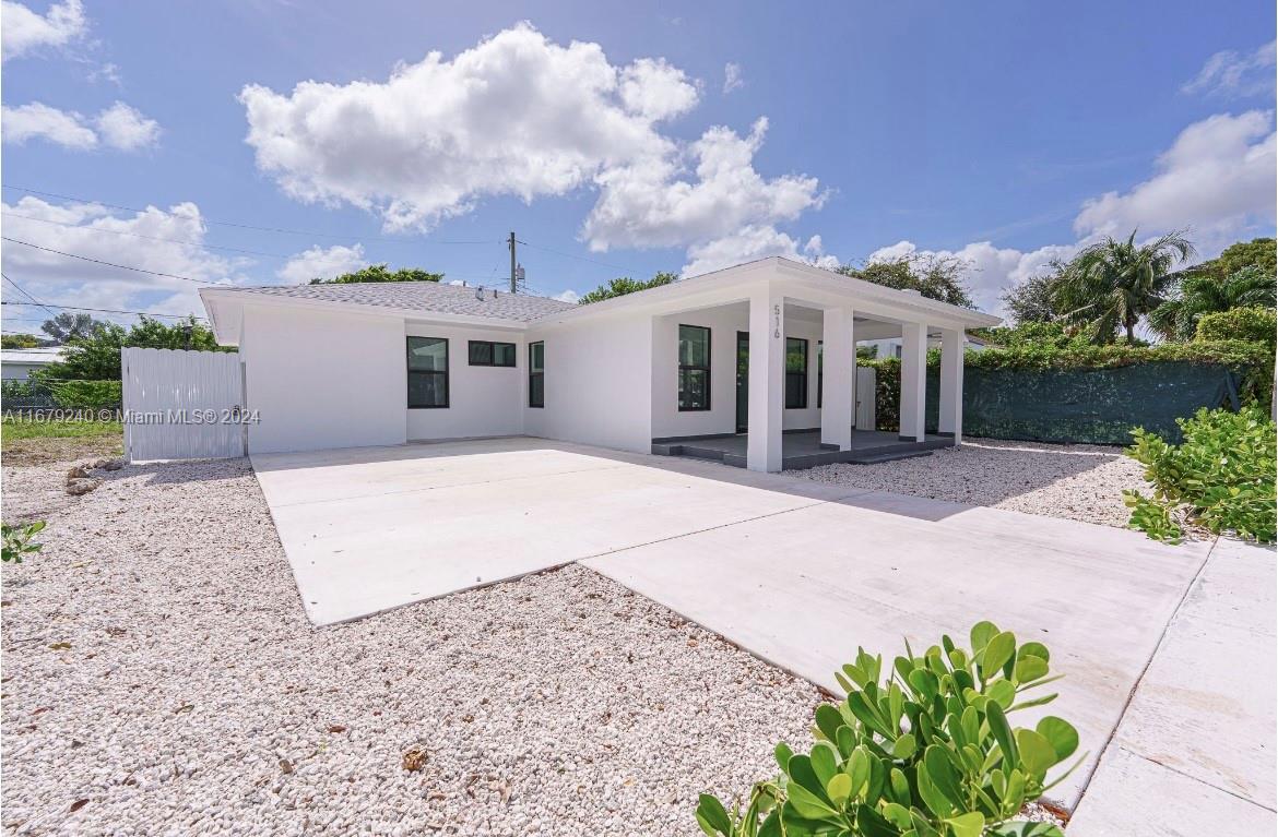 516 NW 47th Ter