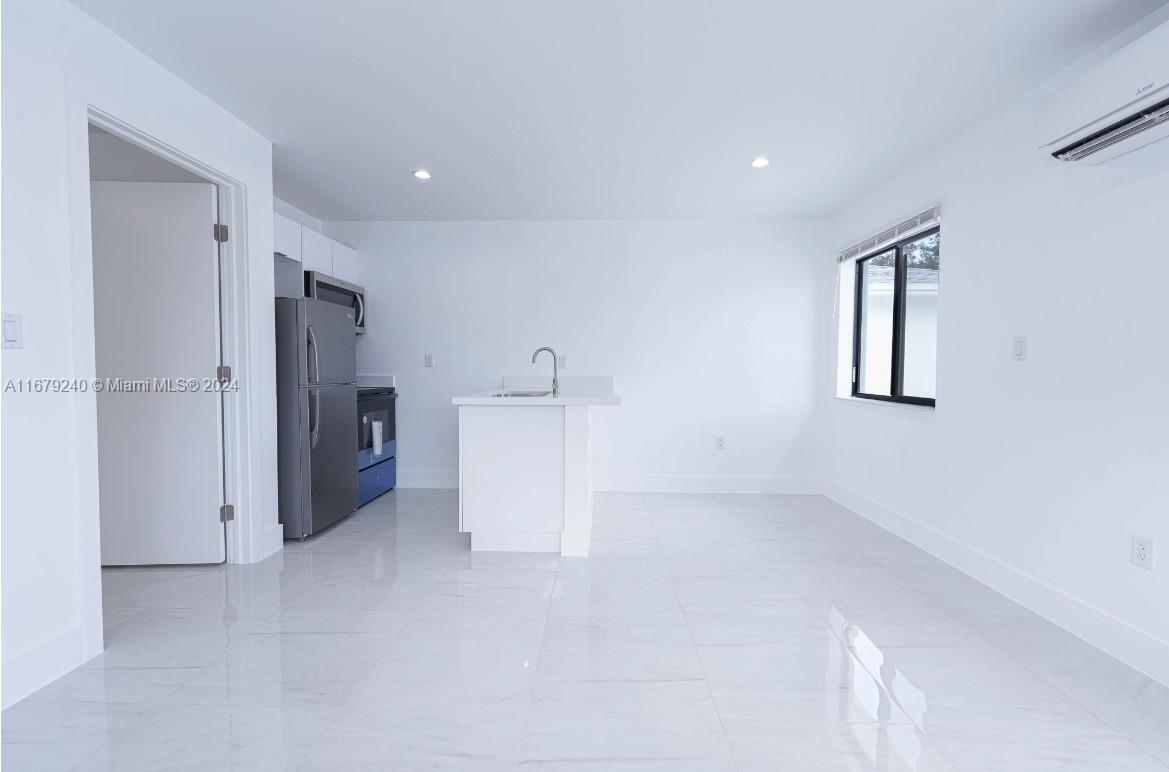 516 NW 47th Ter