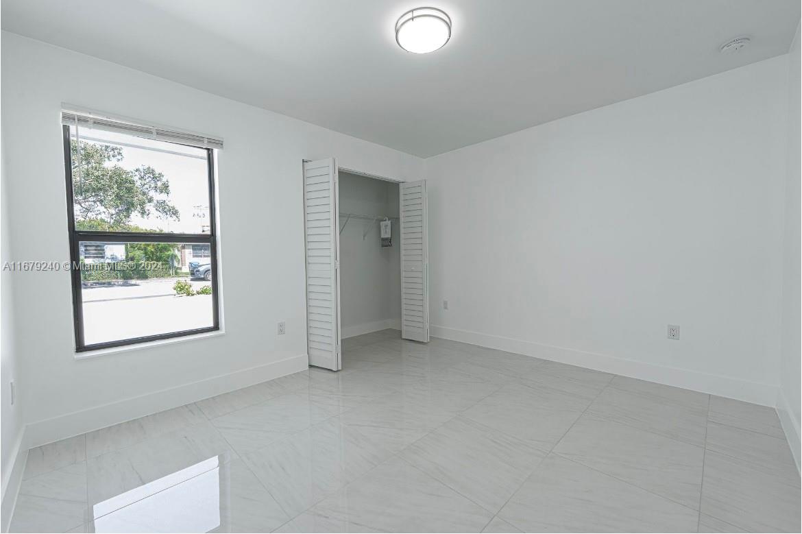 516 NW 47th Ter