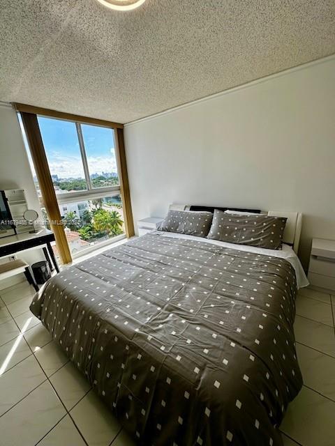3200 Collins Ave # 7 Unit: 7-7