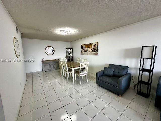 3200 Collins Ave # 7 Unit: 7-7