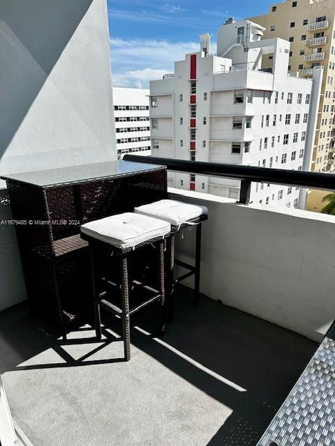3200 Collins Ave # 7 Unit: 7-7