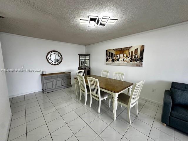 3200 Collins Ave # 7 Unit: 7-7