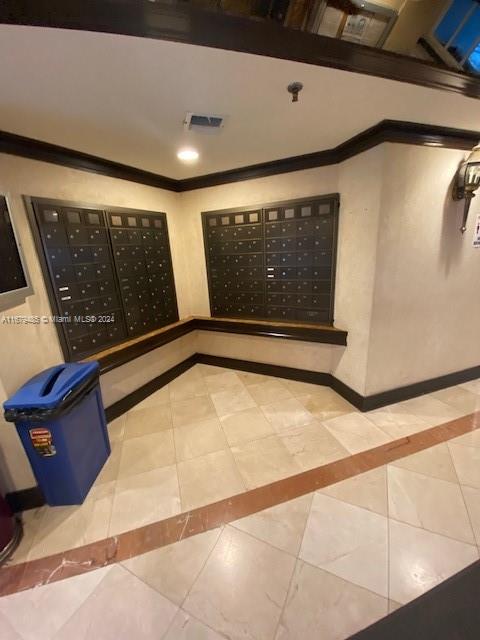 3200 Collins Ave # 7 Unit: 7-7
