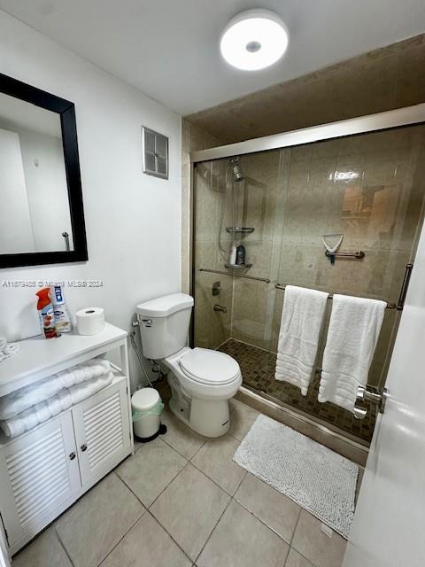3200 Collins Ave # 7 Unit: 7-7