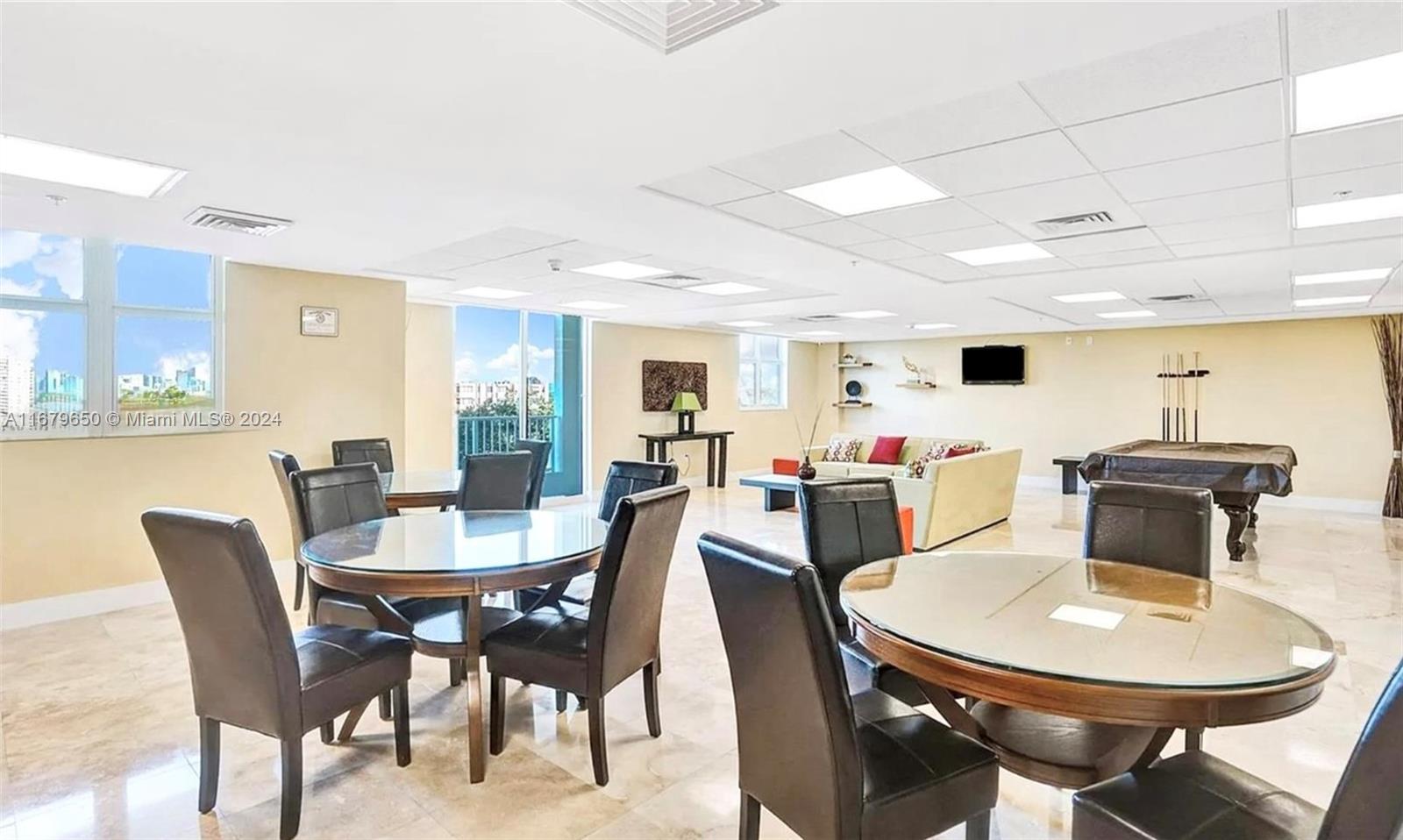 117 NW 42nd Ave # 908