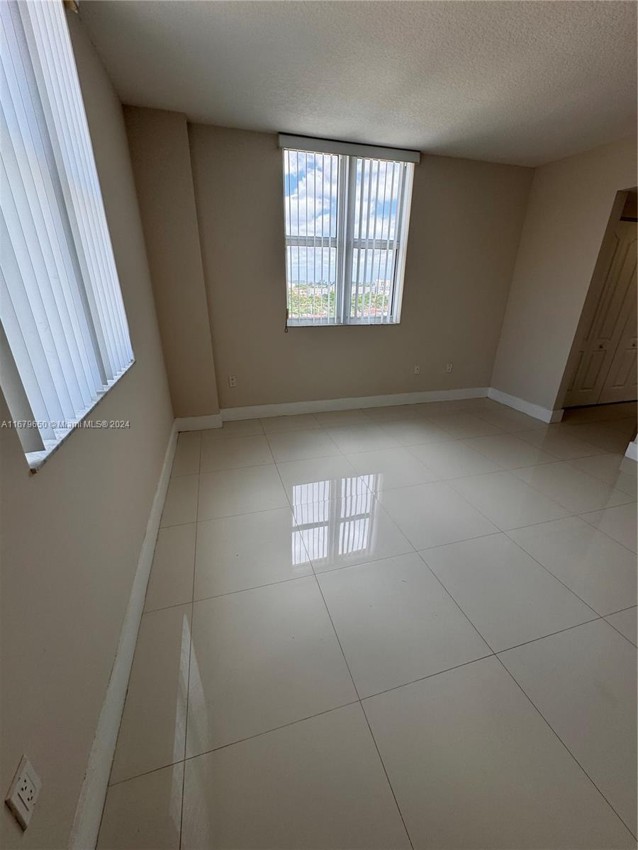 117 NW 42nd Ave # 908