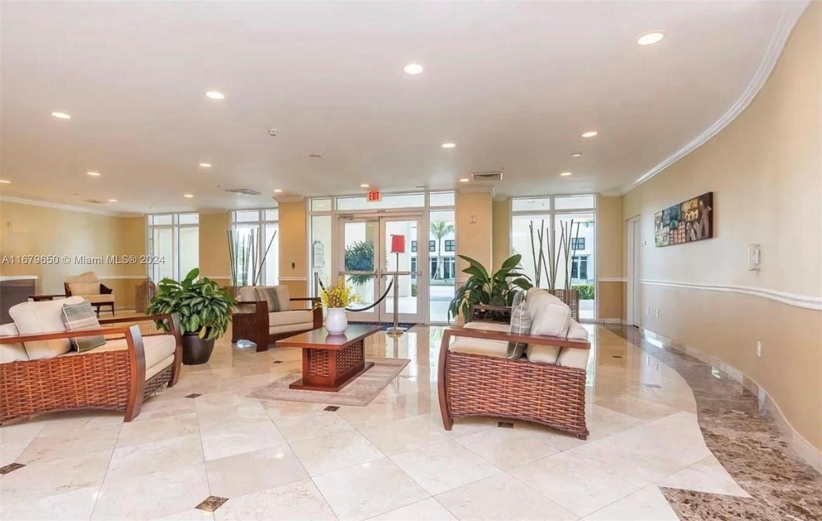 117 NW 42nd Ave # 908