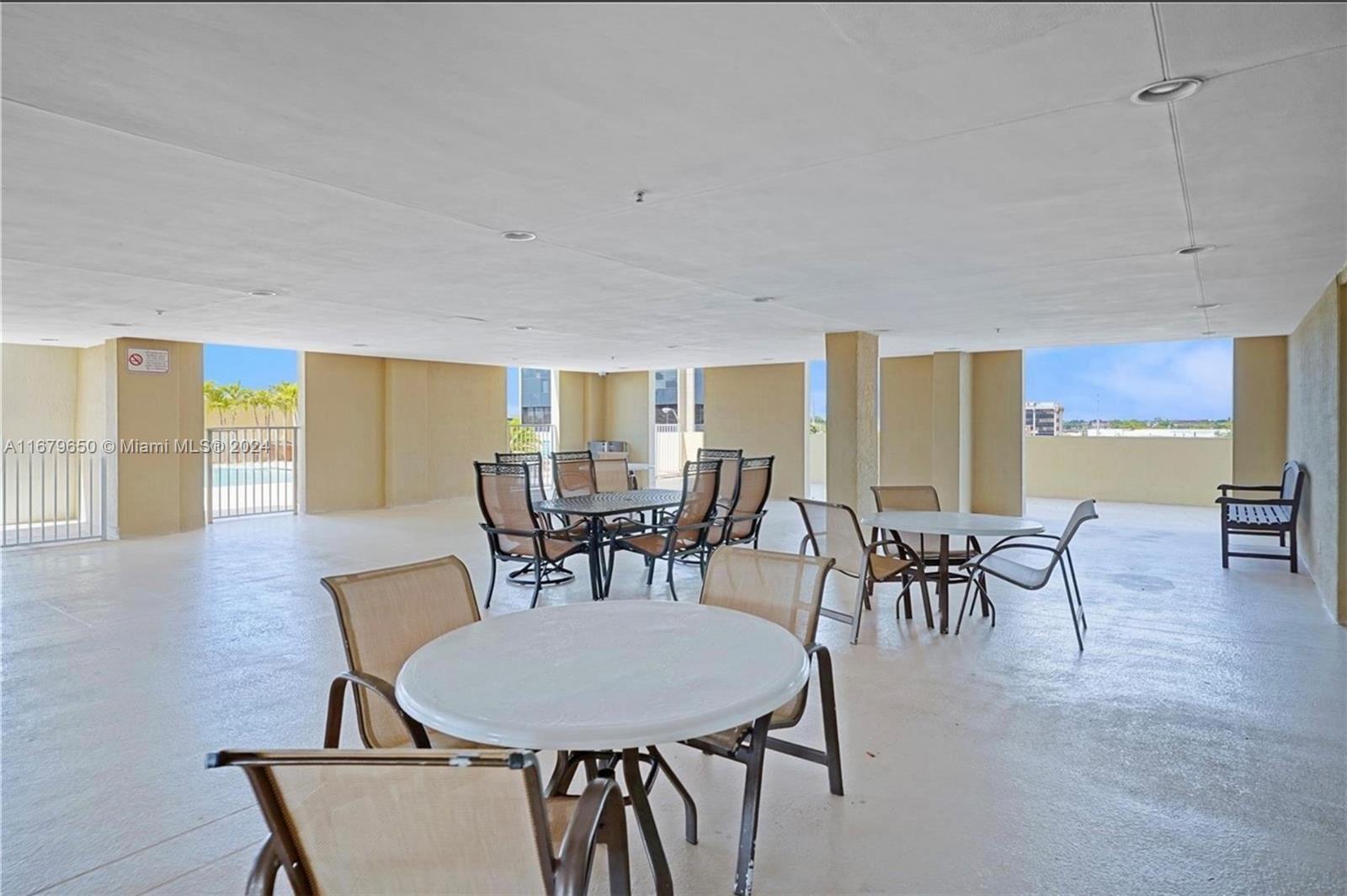 117 NW 42nd Ave # 908