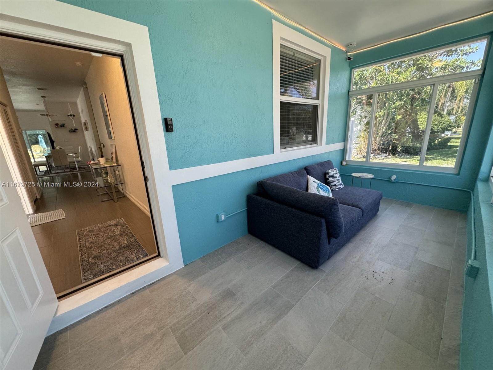 350 SW 2nd Ave # 350