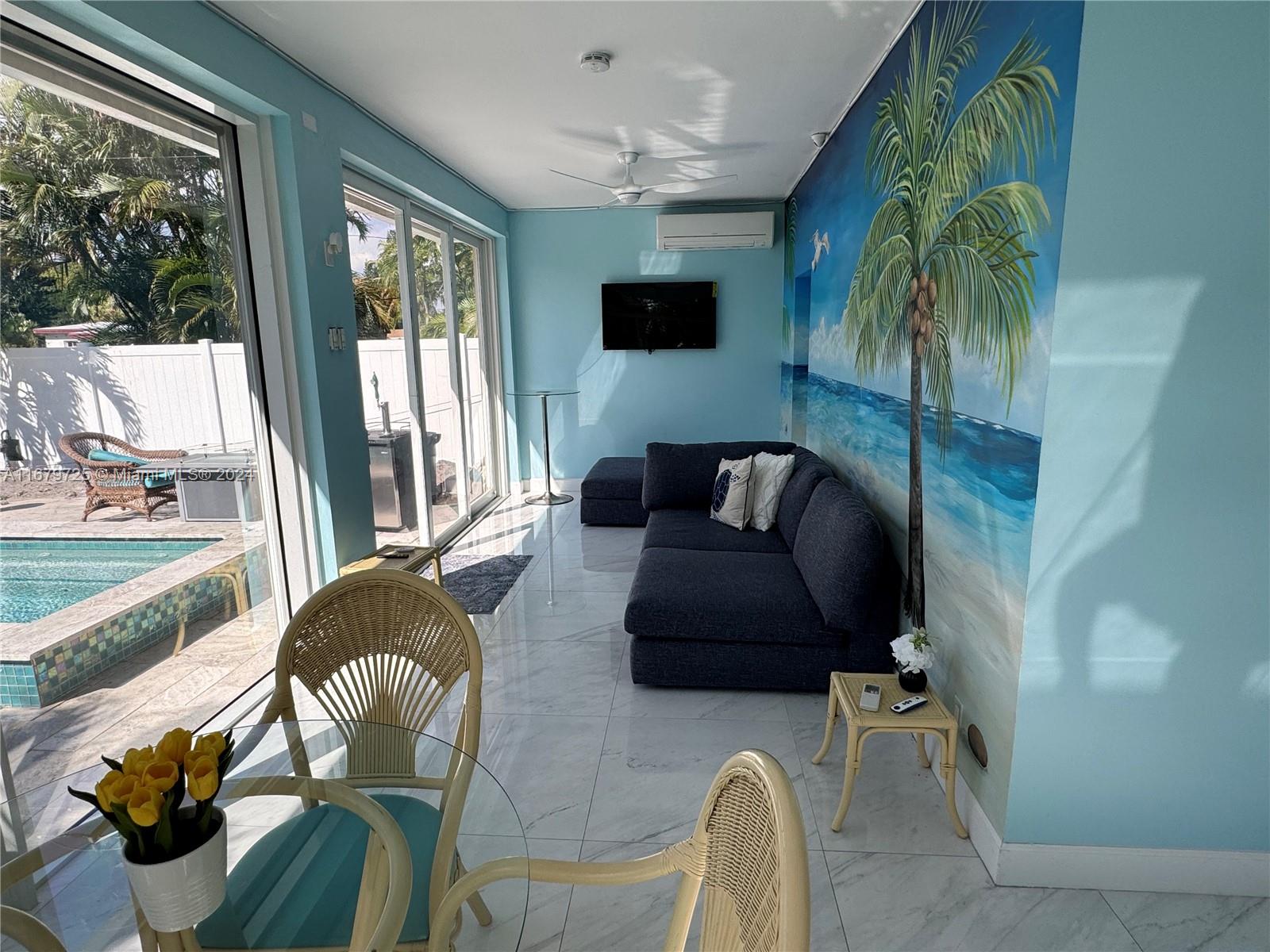 350 SW 2nd Ave # 350