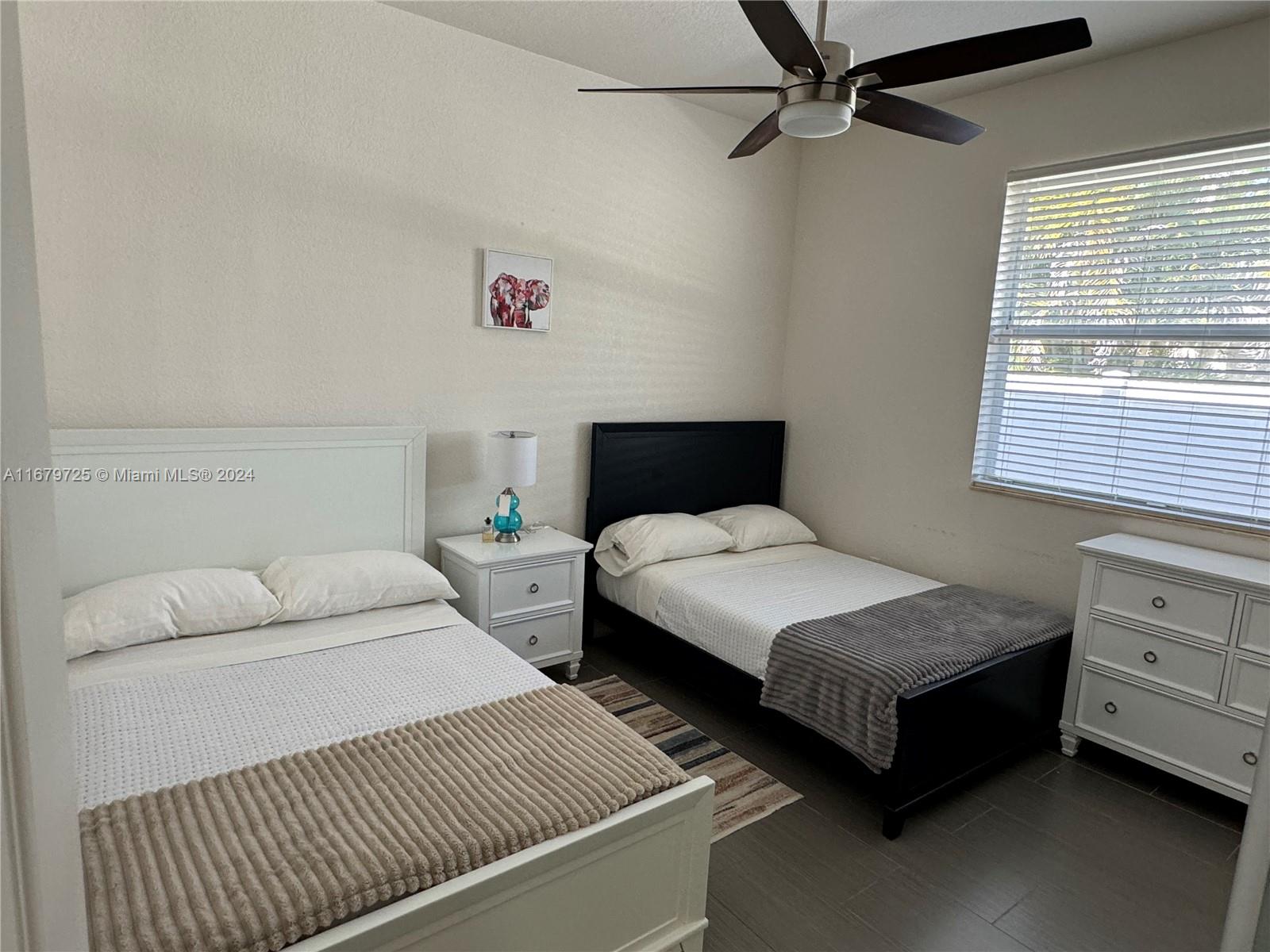 350 SW 2nd Ave # 350