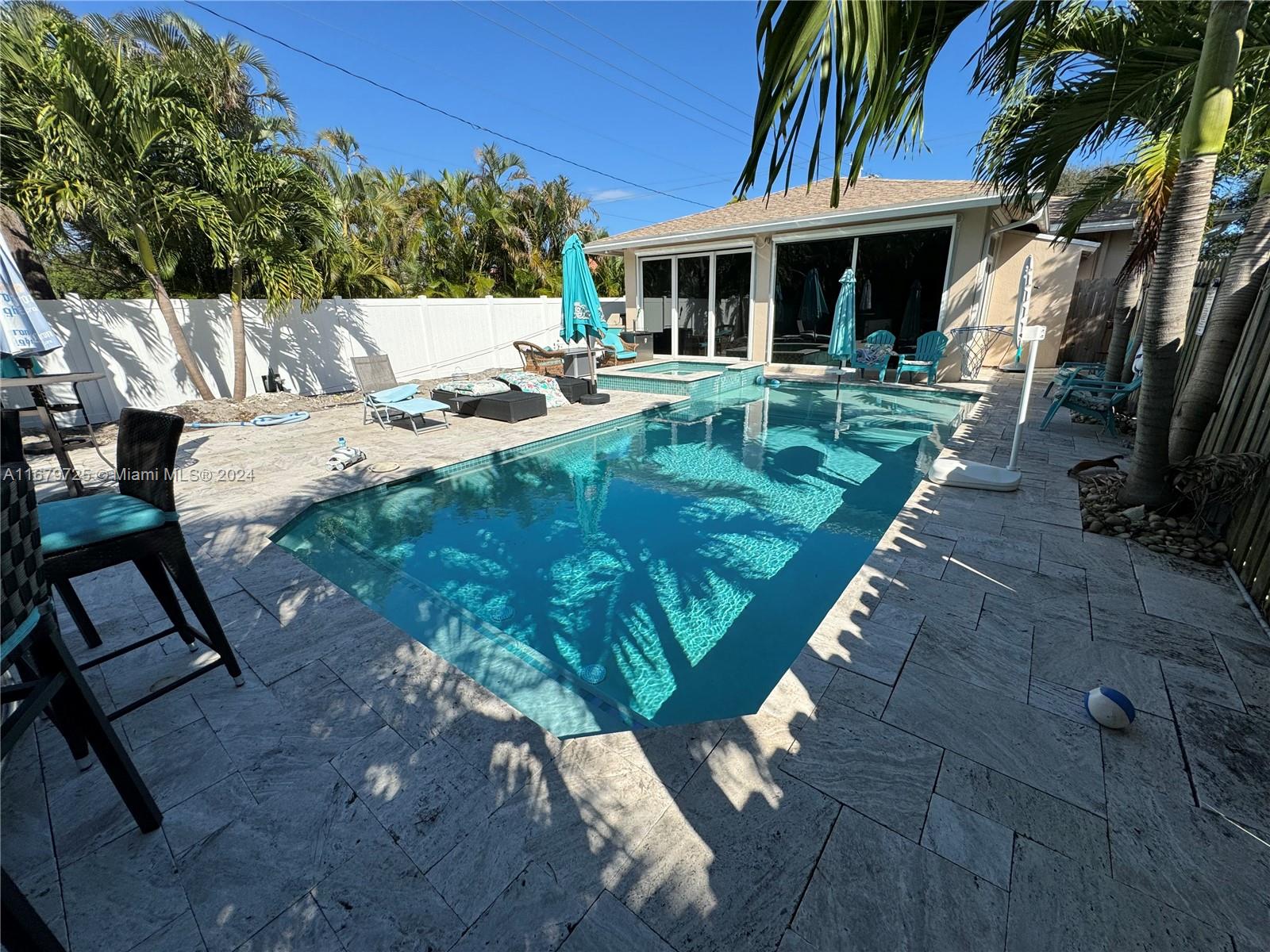 350 SW 2nd Ave # 350