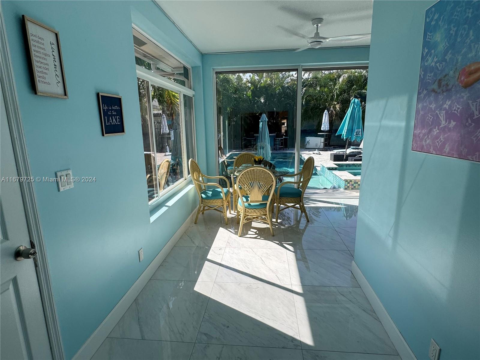 350 SW 2nd Ave # 350
