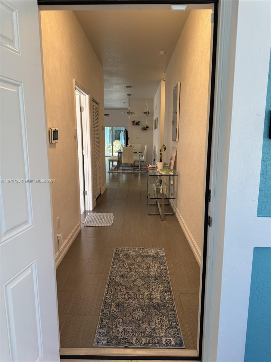 350 SW 2nd Ave # 350