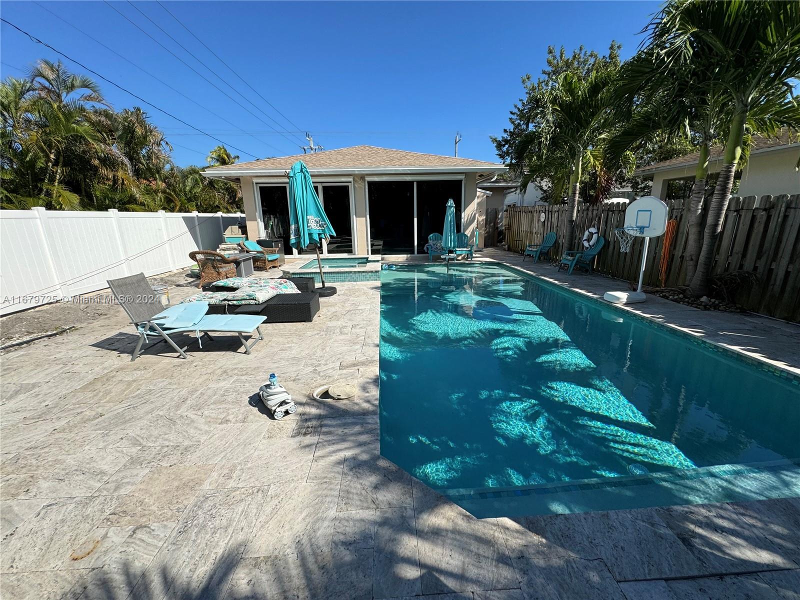 350 SW 2nd Ave # 350