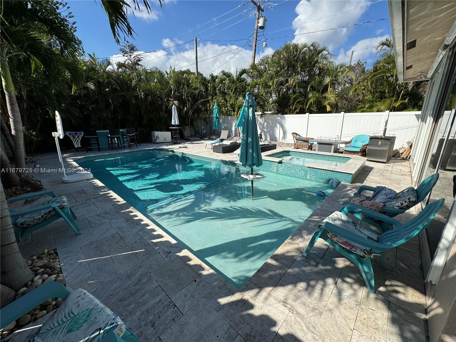 350 SW 2nd Ave # 350