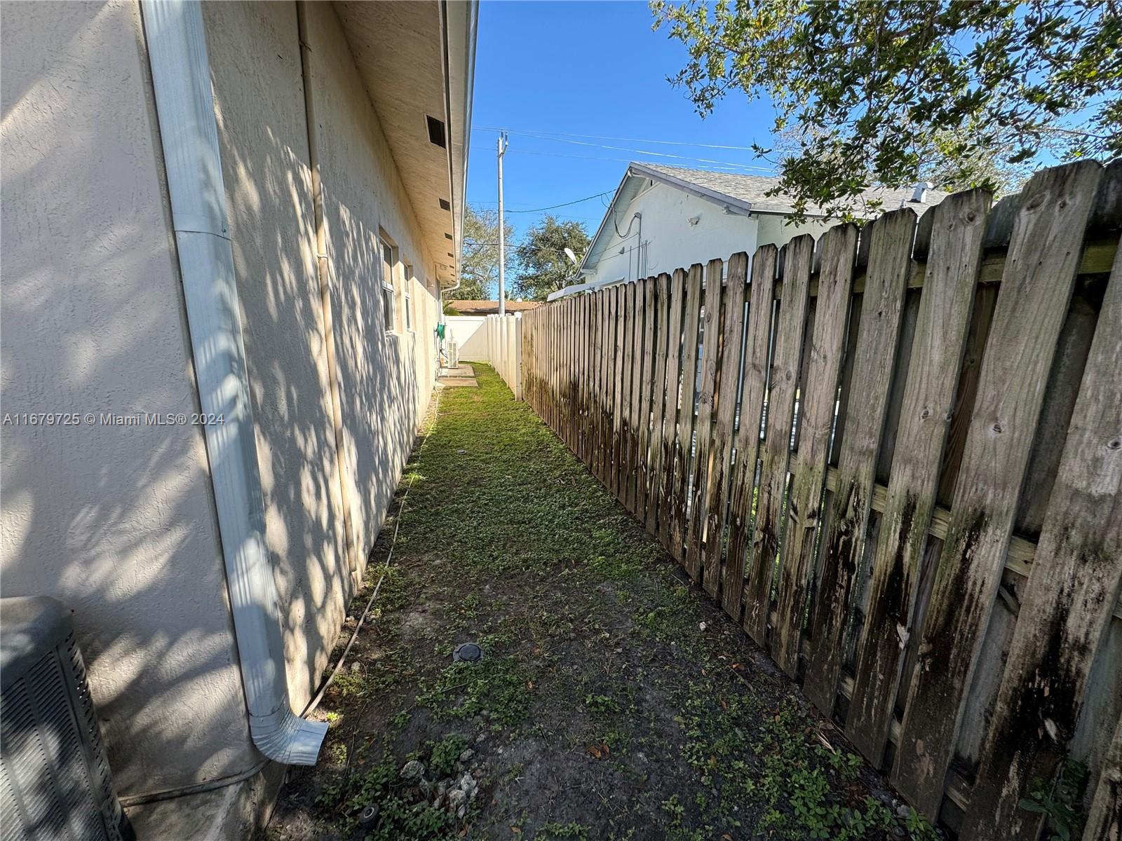 350 SW 2nd Ave # 350