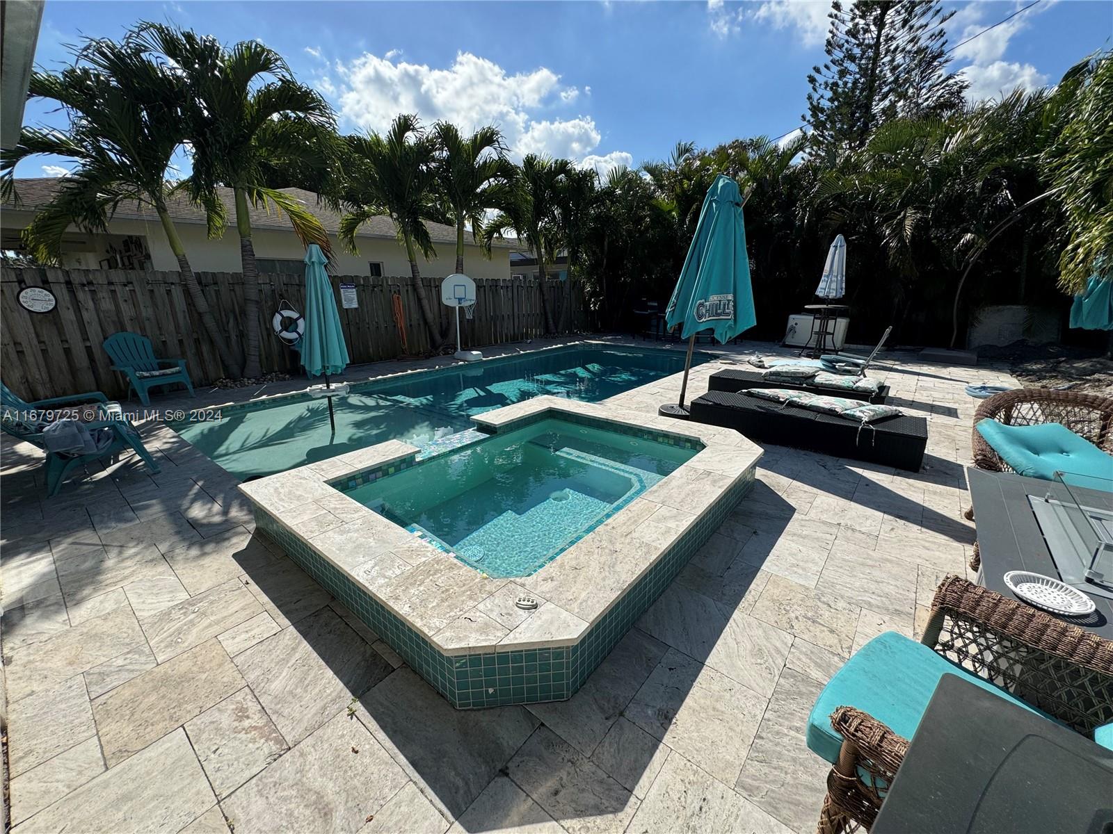 350 SW 2nd Ave # 350