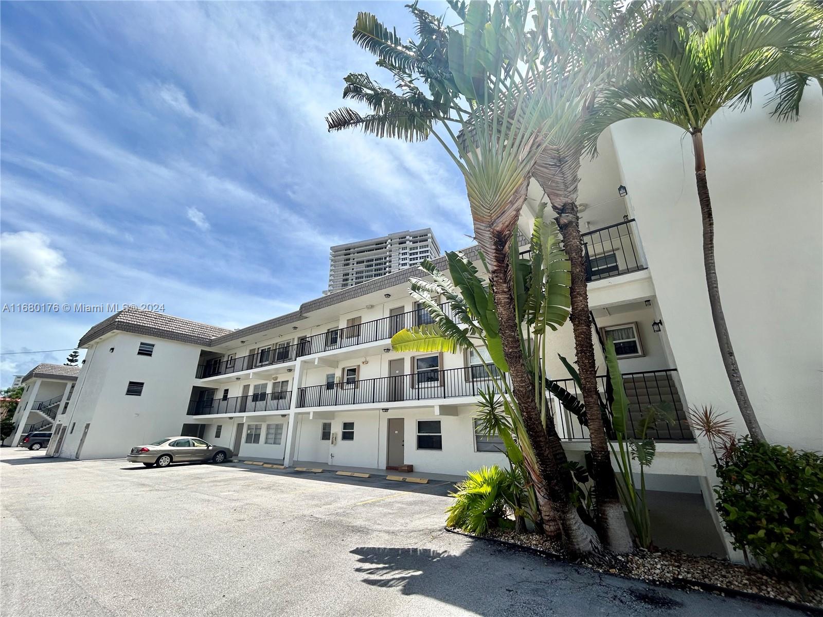 4143 N Ocean Blvd # 207