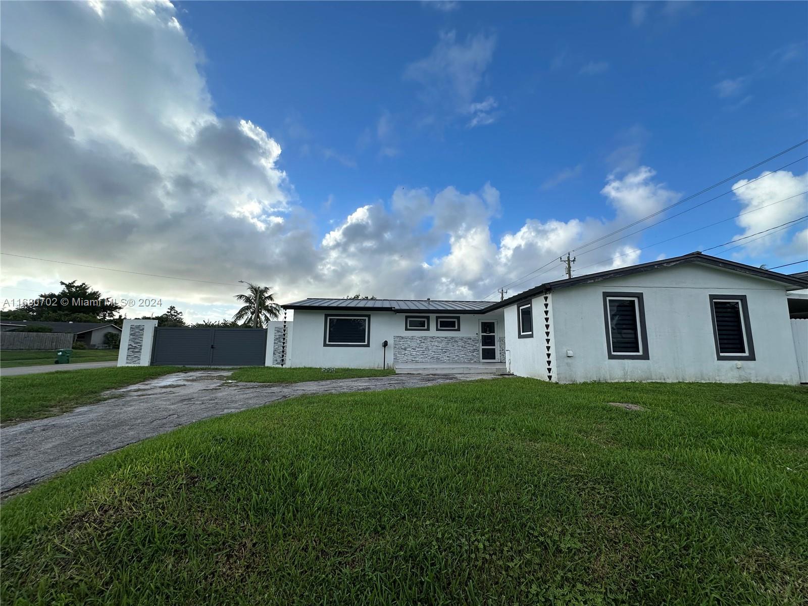 9840 Colonial Dr