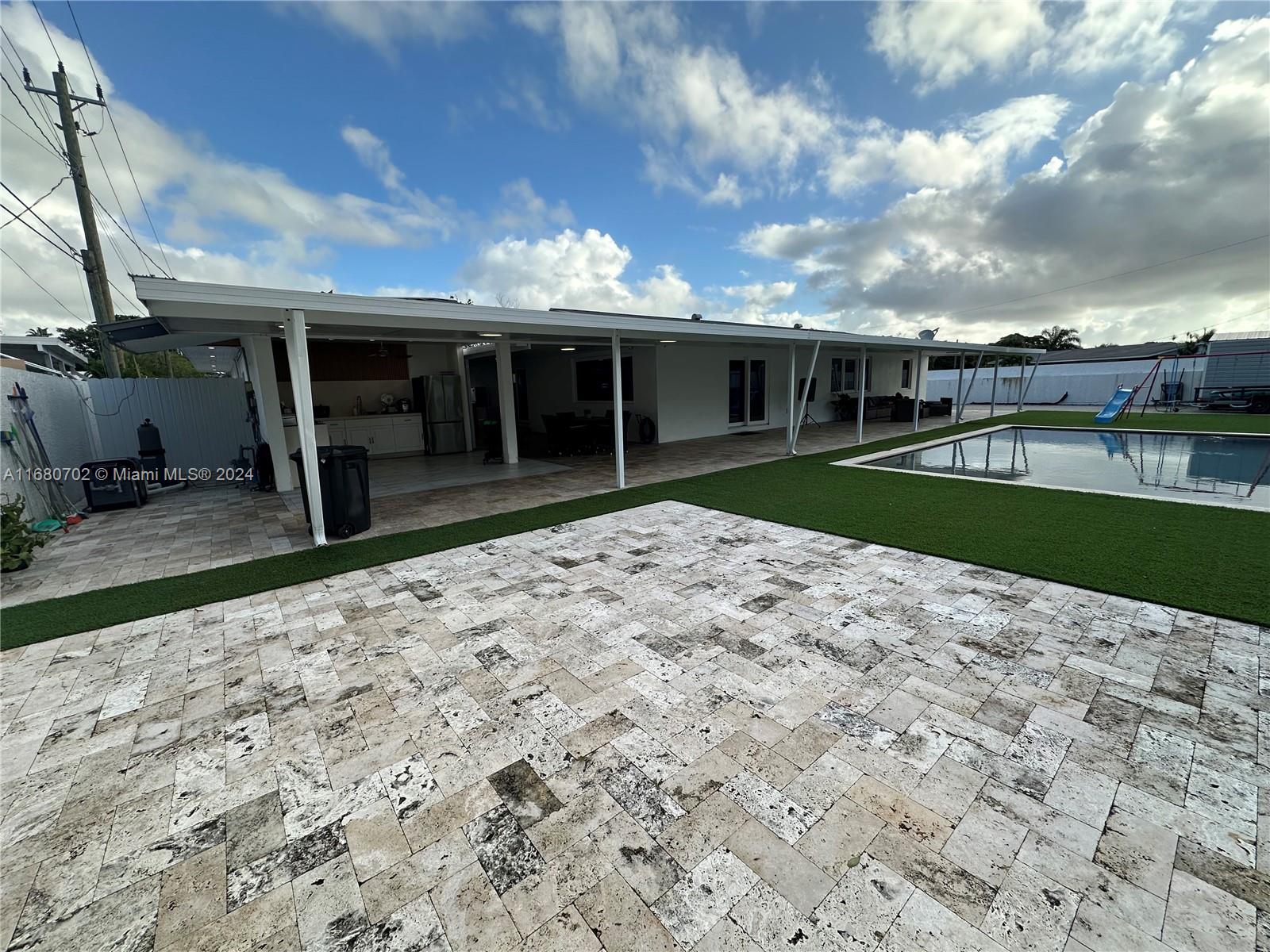 9840 Colonial Dr