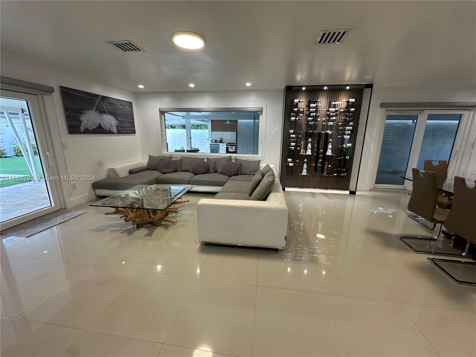 9840 Colonial Dr