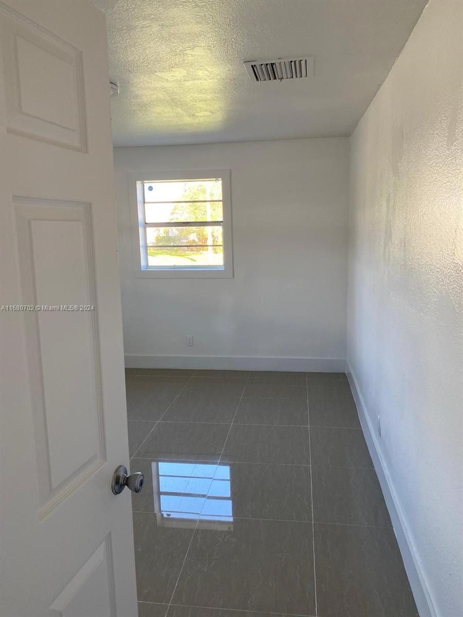 9840 Colonial Dr