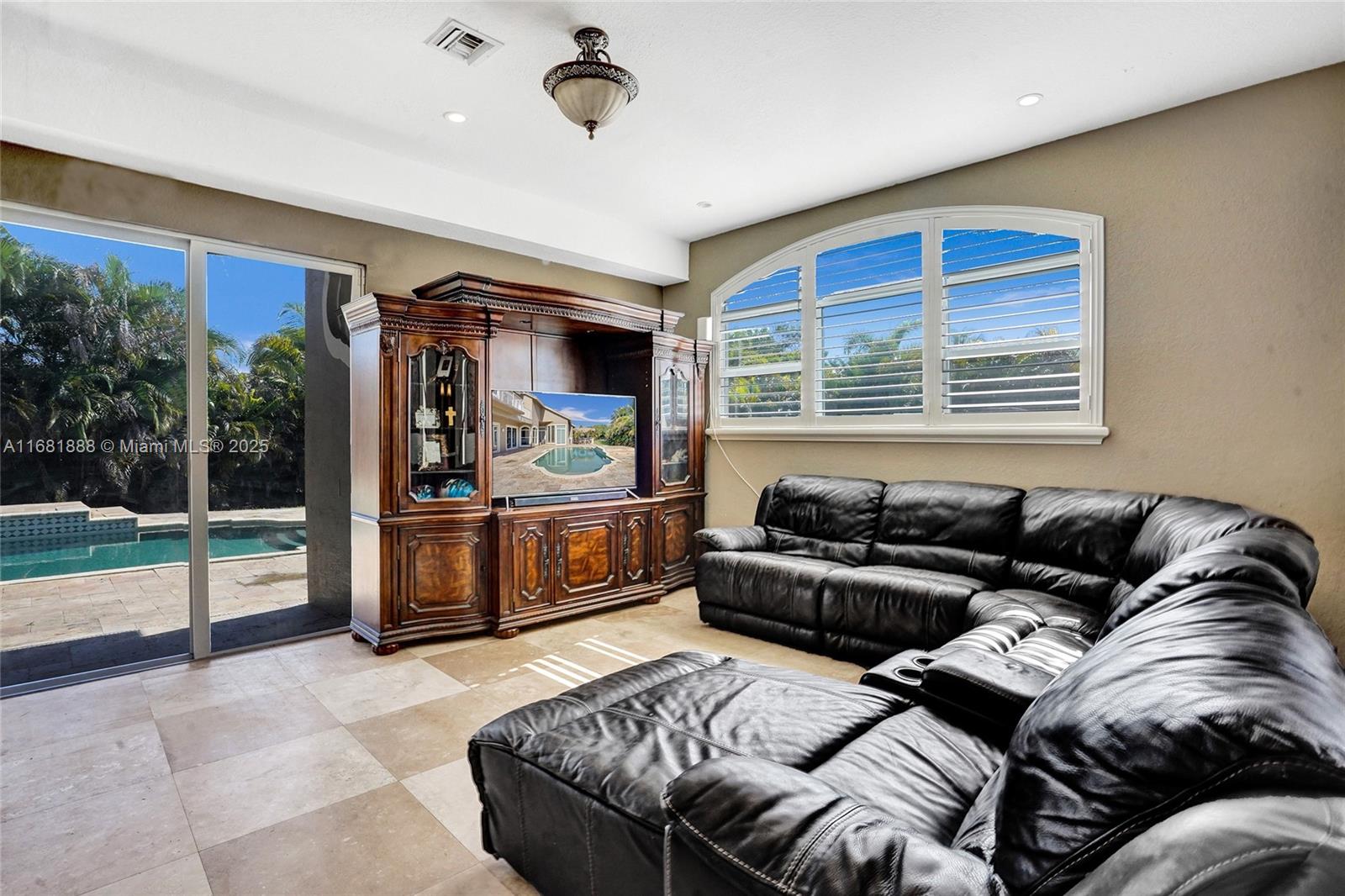 1640 NW 115th Ter