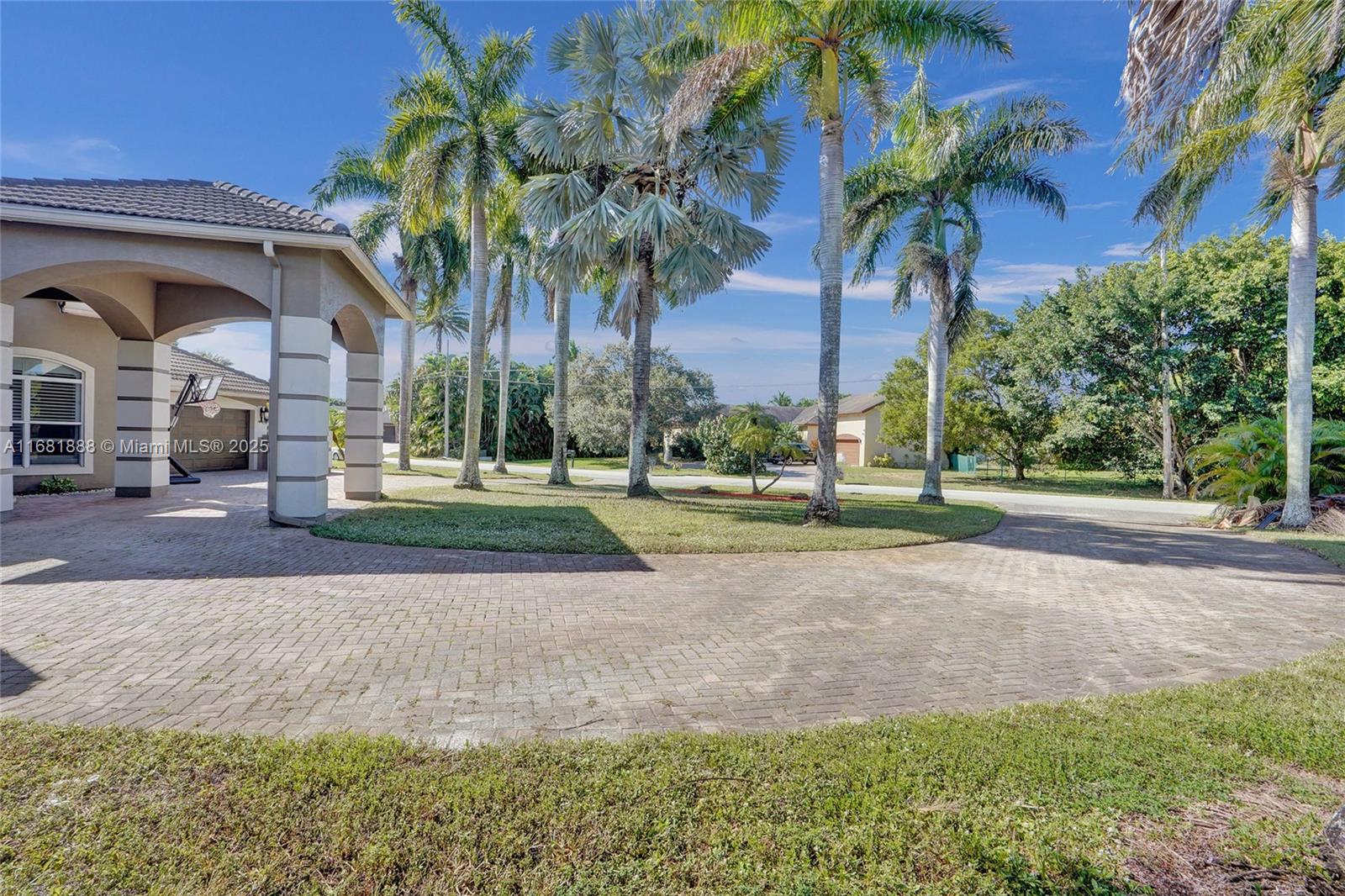 1640 NW 115th Ter