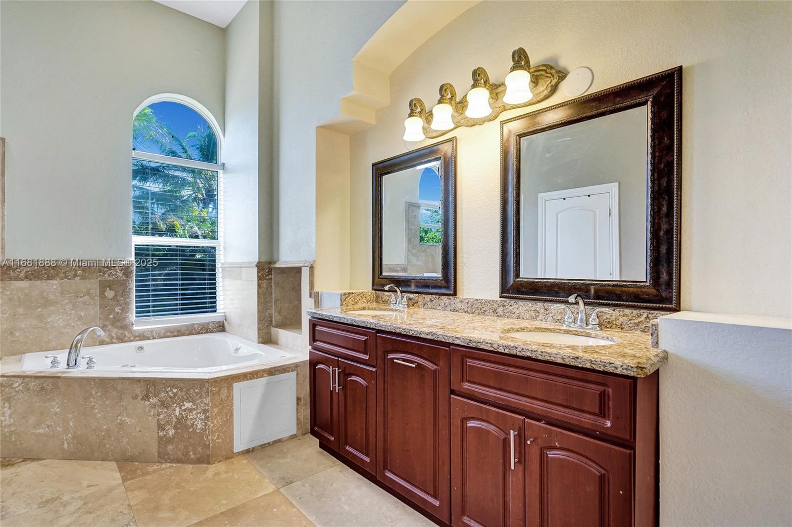 1640 NW 115th Ter