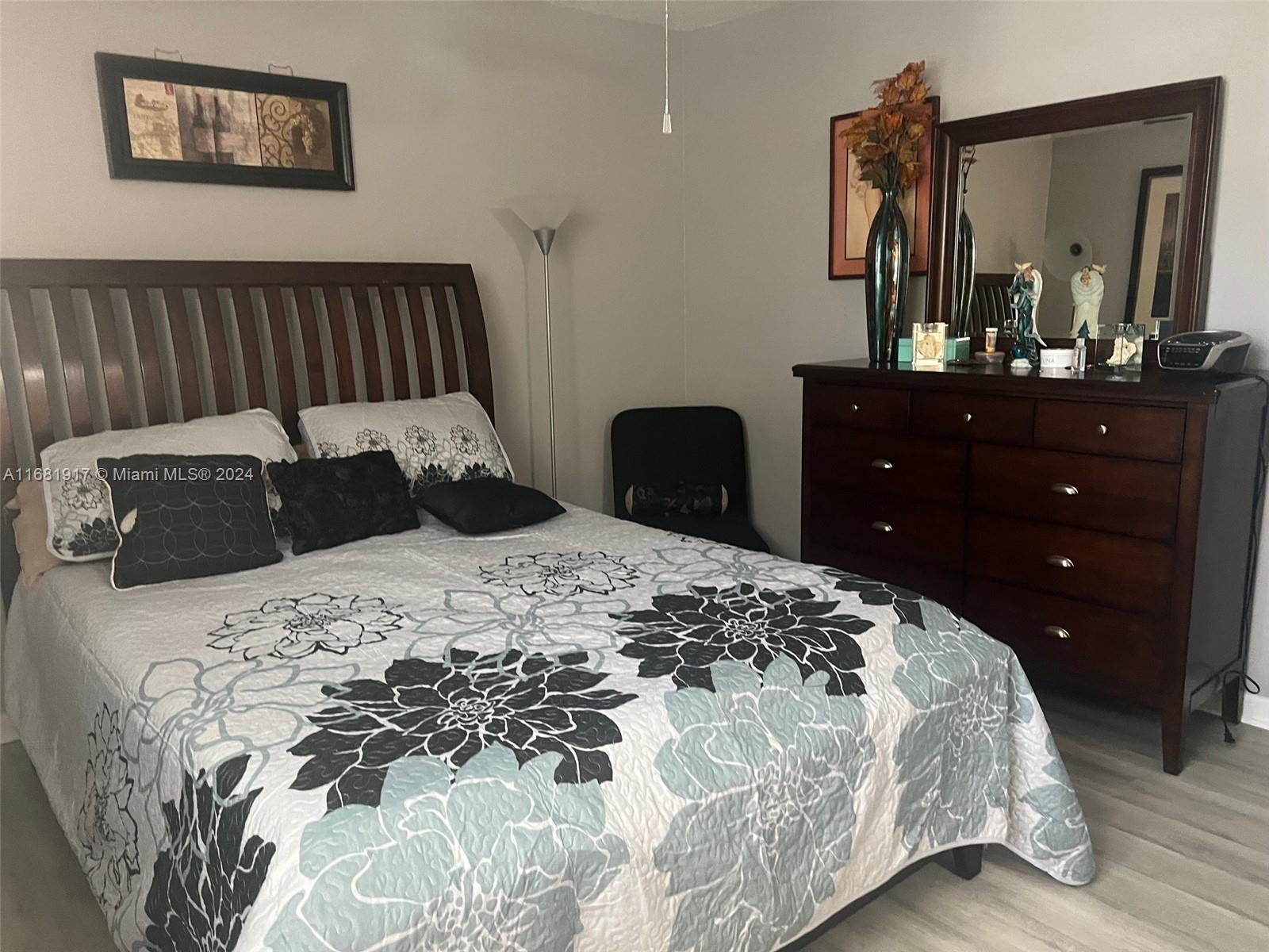 1900 Van Buren St # 223B