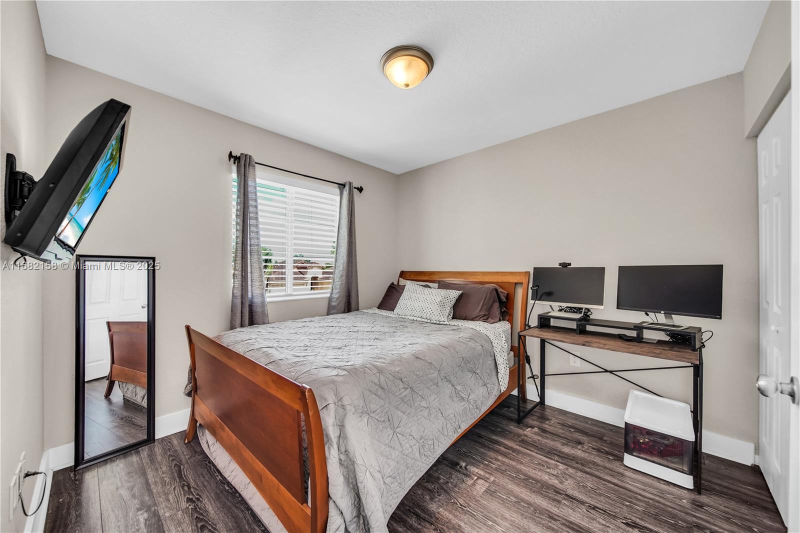 12070 SW 135th Ter