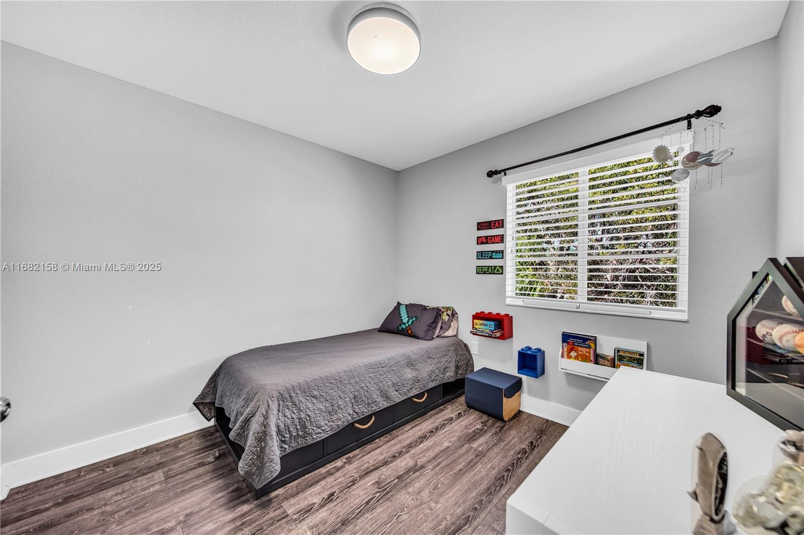 12070 SW 135th Ter