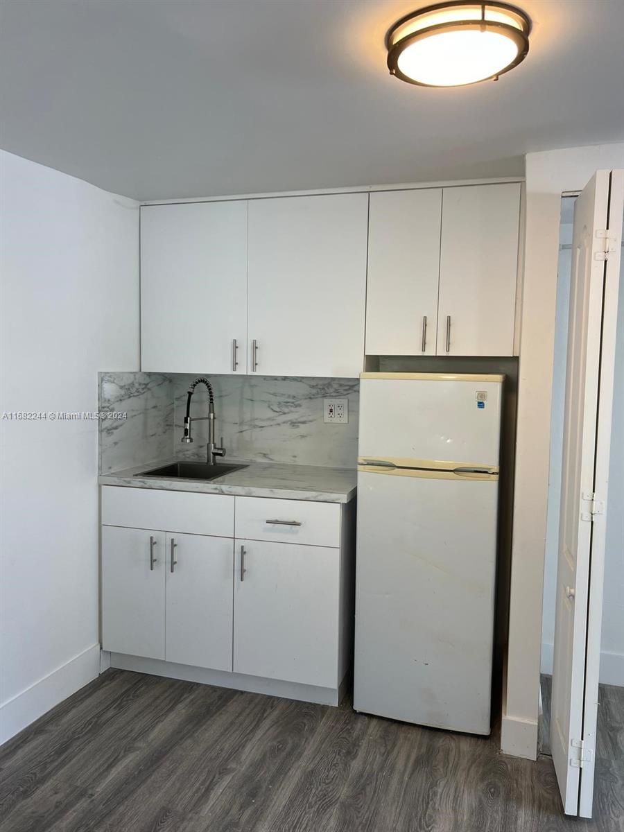 1999 NW 2nd St # 2