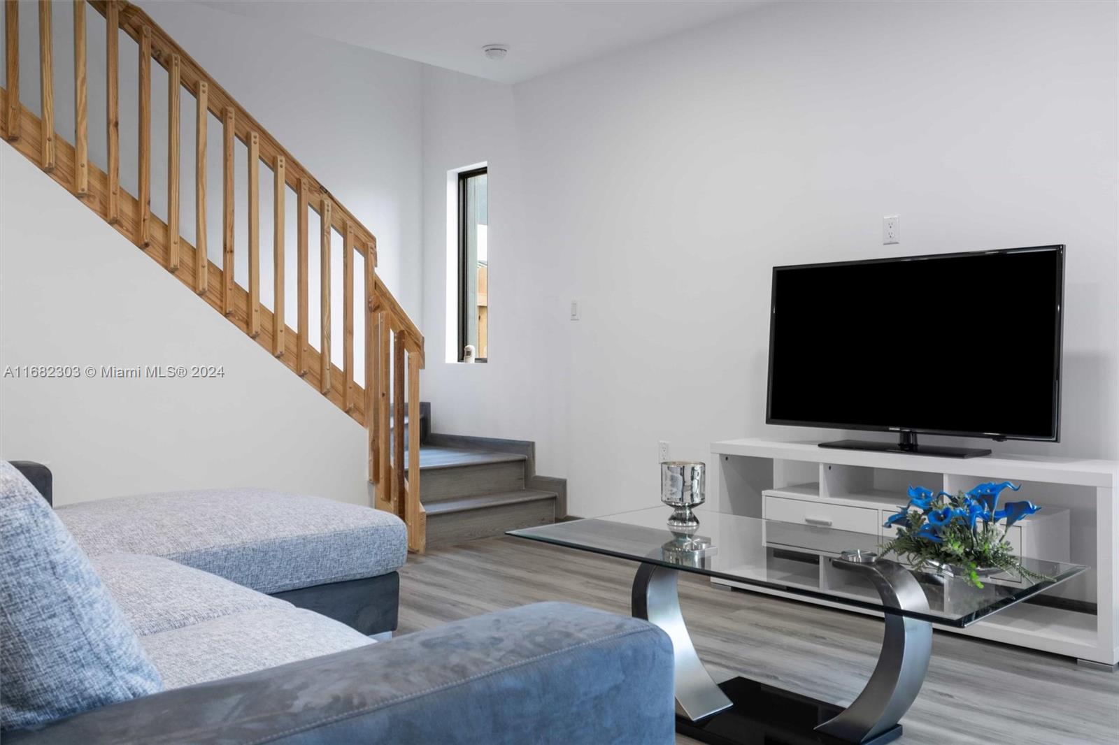 530 NW 7 STREET # 3