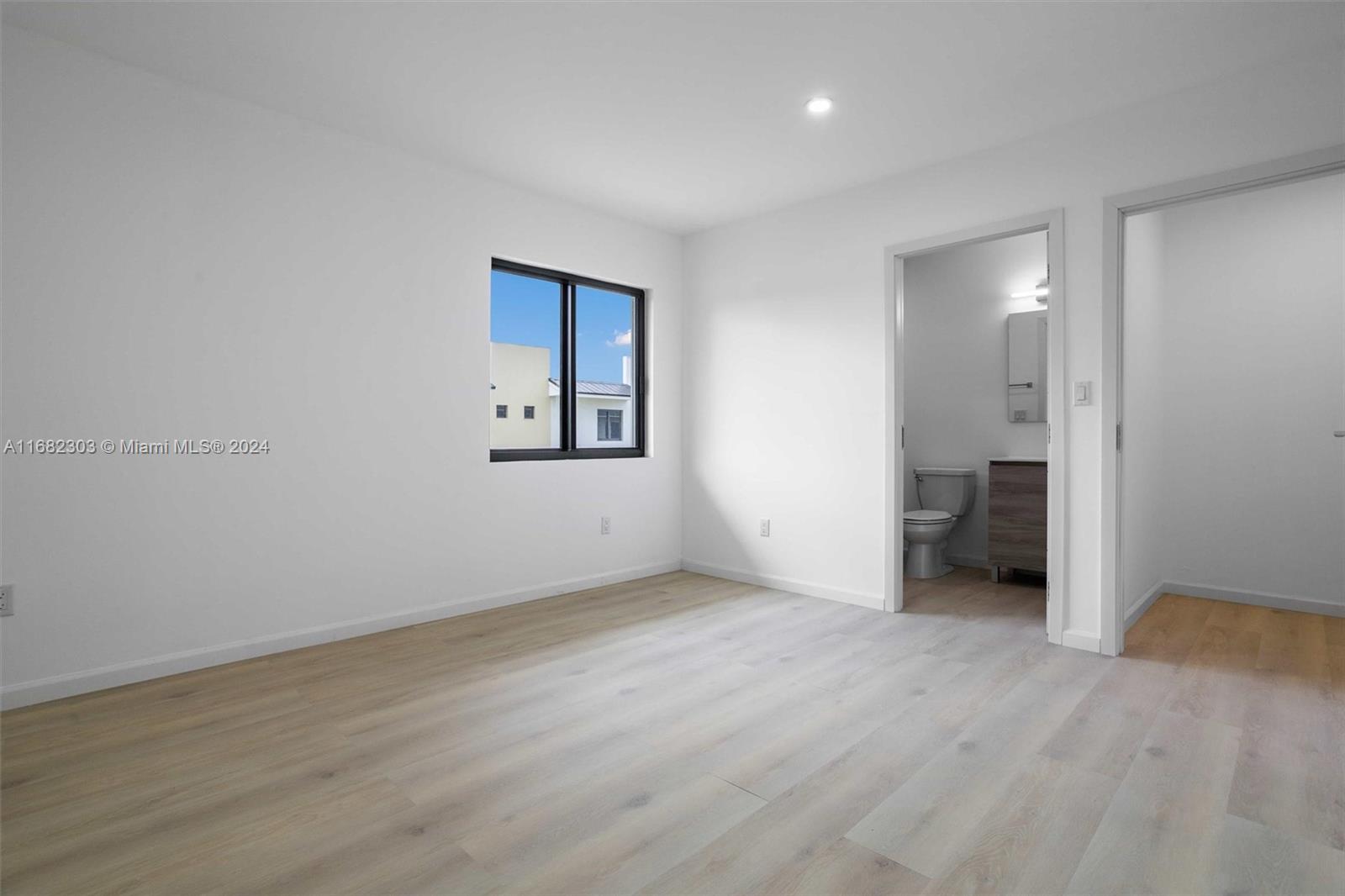 530 NW 7 STREET # 3