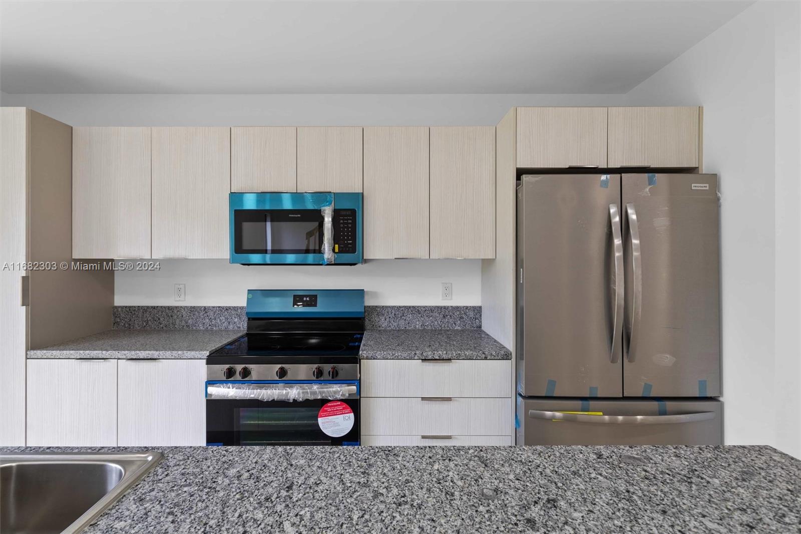 530 NW 7 STREET # 3