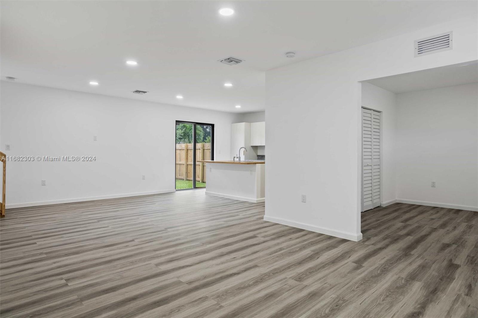 530 NW 7 STREET # 3