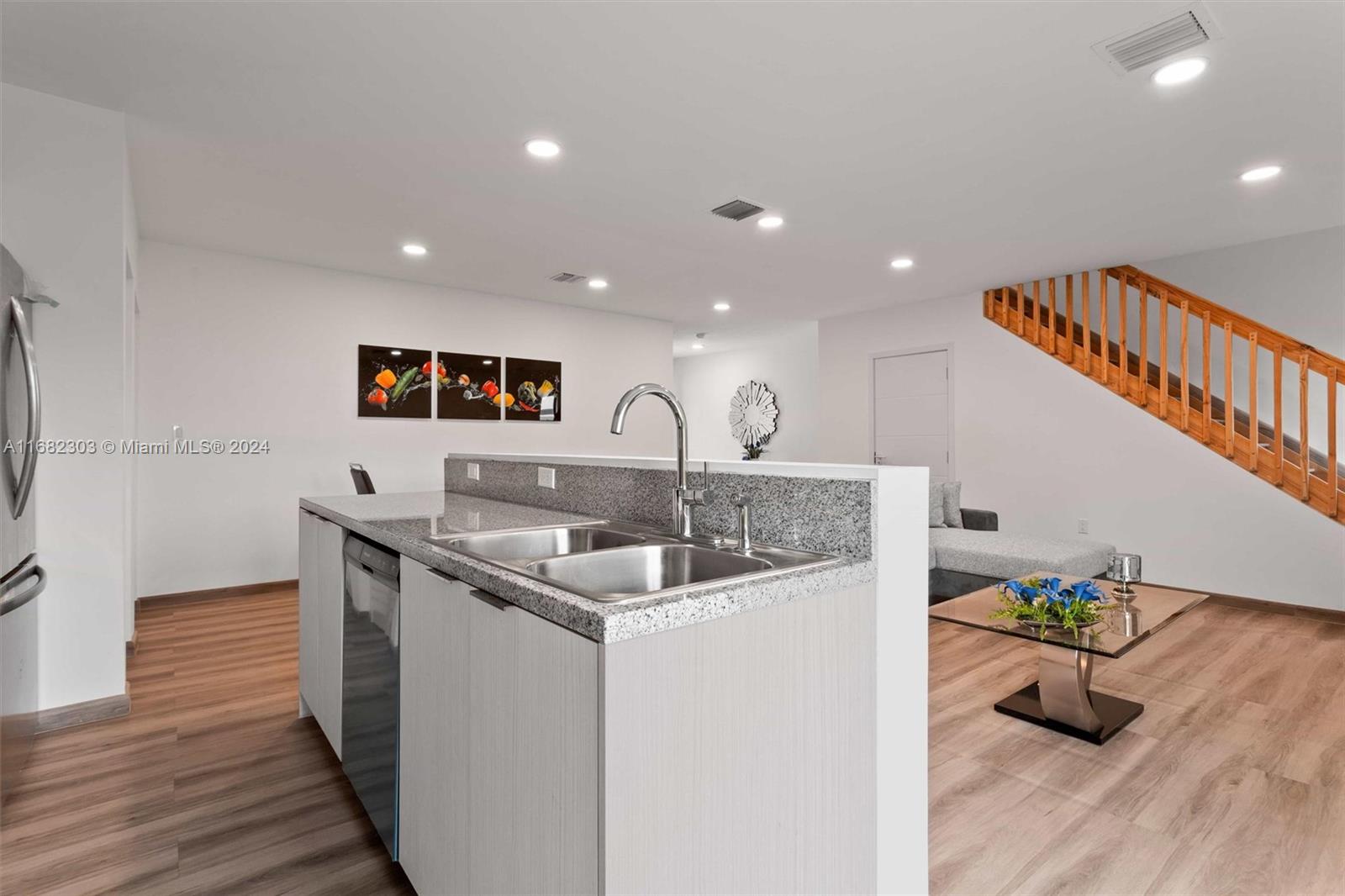 530 NW 7 STREET # 3